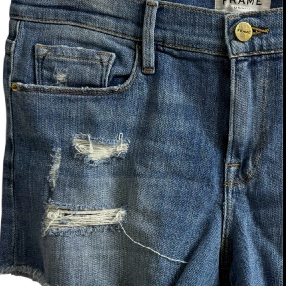 FRAME LE CUT OFF DENIM SHORTS SIZE 28 BLUE MID RISE DISTRESSED RAW HEM - Picture 6 of 12